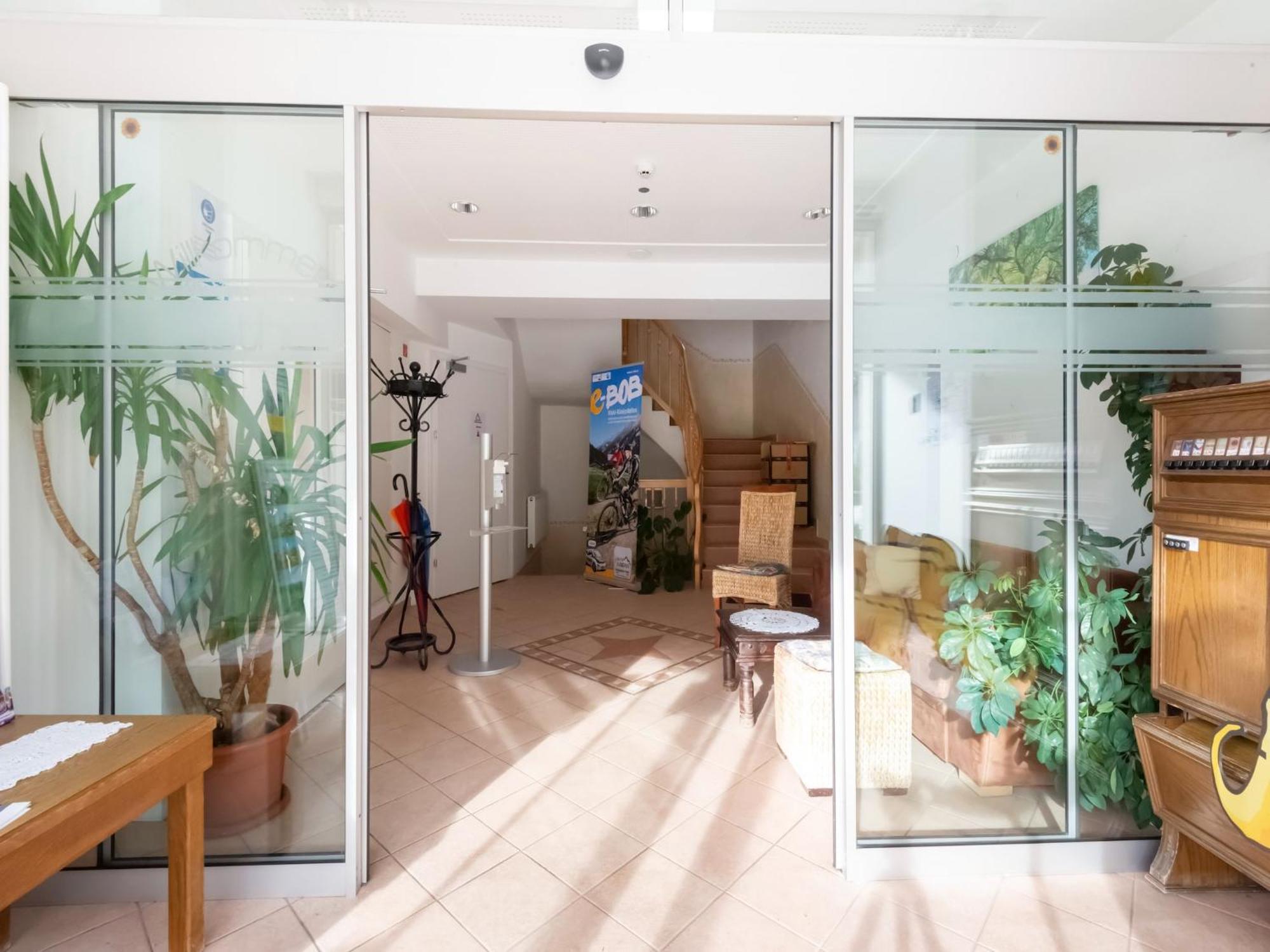Lovely Apartment With Sauna Ski Storage Pool Terrace Wald im Pinzgau Buitenkant foto